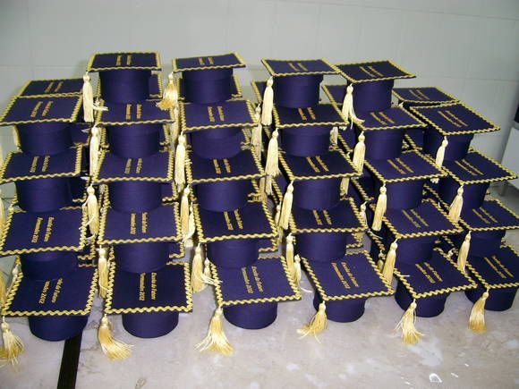 kit com 15 lembrancinhas capelo de formatura